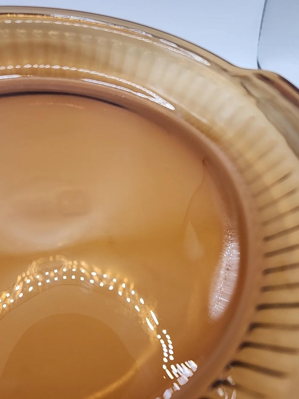 Anchor‎ Hocking Amber Glass pie dish 1460 9in